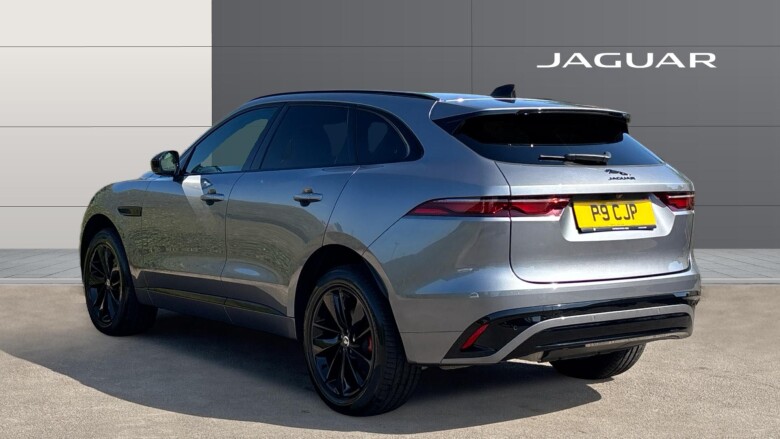 Jaguar F-Pace 2.0 D200 R-Dynamic SE Black 5dr Auto AWD Diesel Estate